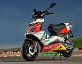 APRILIA SR Max 300