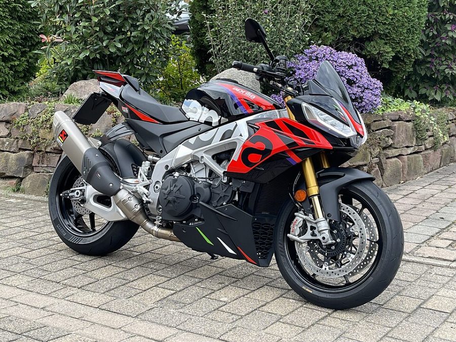 APRILIA Tuono V4