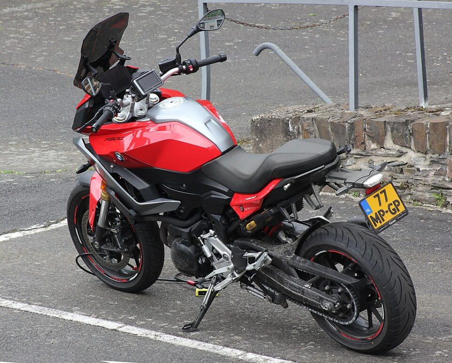 BMW F 900 XR
