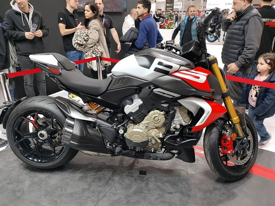 DUCATI Diavel V4