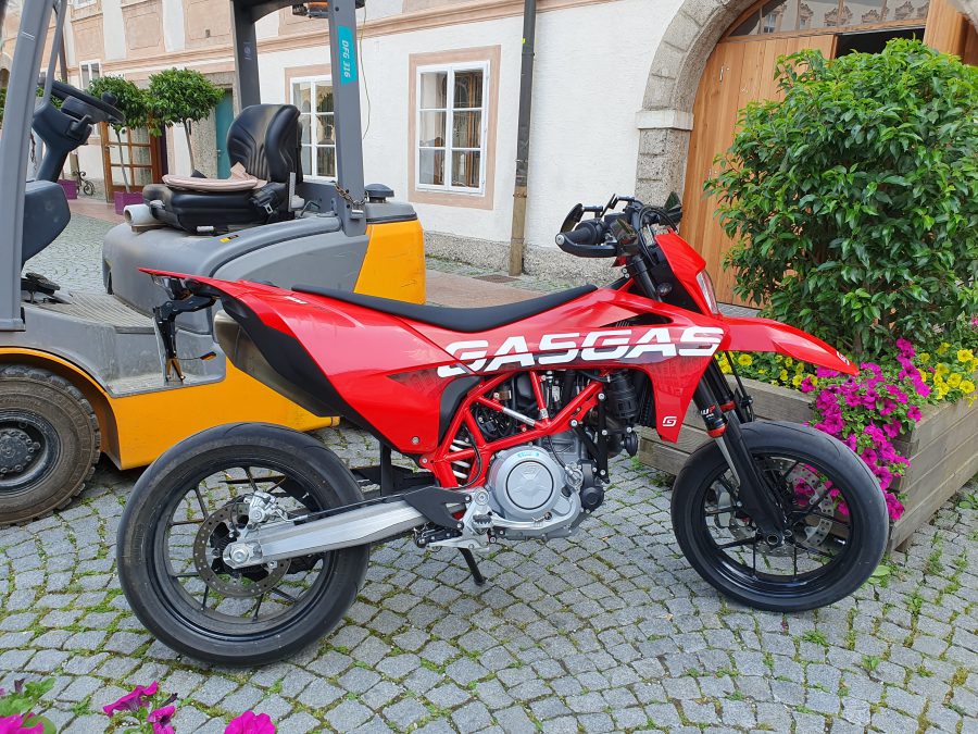 GasGas SM 700