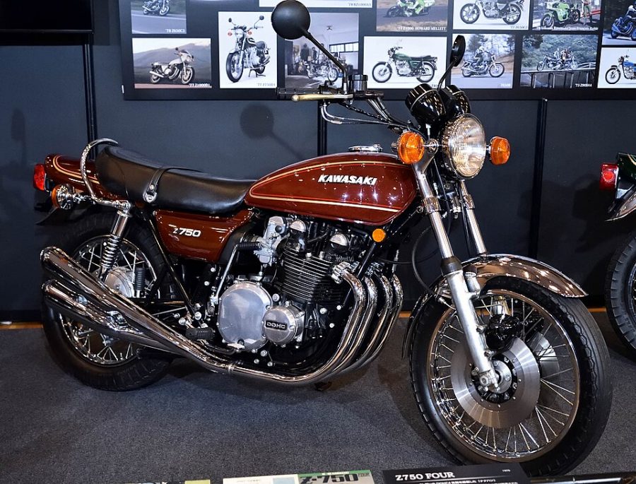 KAWASAKI Z750