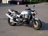 KAWASAKI ZR