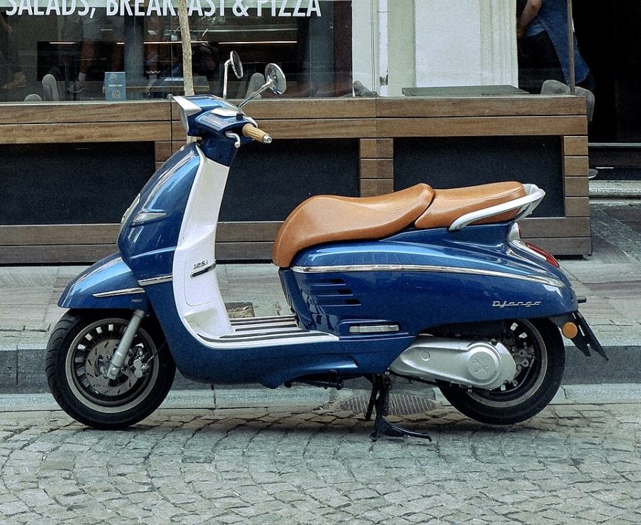 PEUGEOT Django