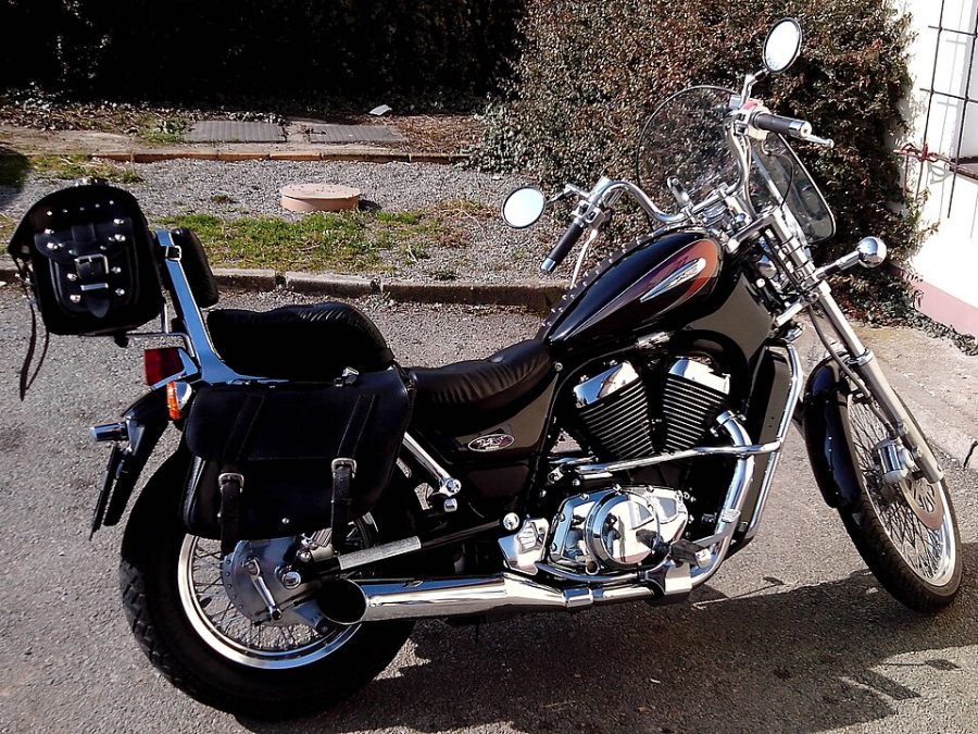 SUZUKI Intruder 800