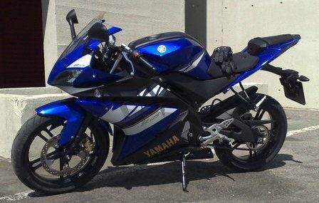 YAMAHA R125