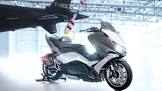 YAMAHA TMAX Hyper Modified Ludovic Lazareth